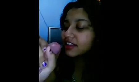 نوجوان آماتور داغ مکیدن خروس و دوست داشتن آن خاطرات سكس خانوادگي