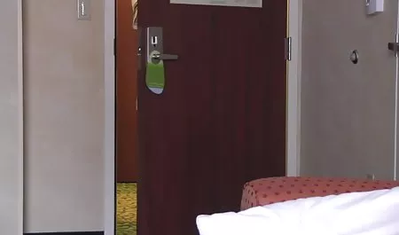 تیلور ویکسن سكس خانوادكى پشت صحنه