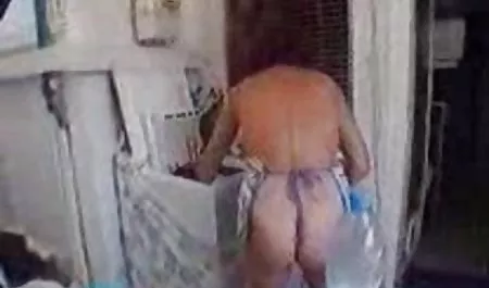 شلاق سكسى زورى زدن یک ژاپنی M