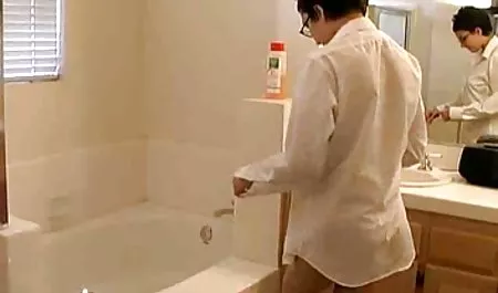شلخته فرانسوی با سكس خانوادگي ما 2 مرد در یک وانت