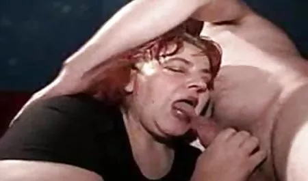 Chastity Lynne نشان می سكس با خاله دهد که چگونه می تواند از دهان شیرین خود استفاده کند
